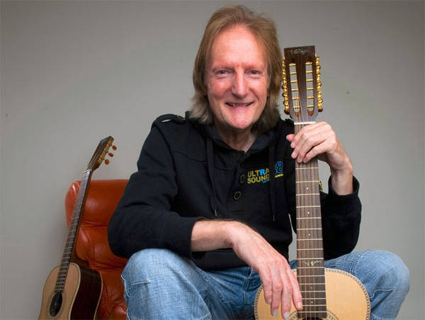 Celebrated 12-string player Paul Brett bolsters JHS's London Acoustic Guitar Show presence