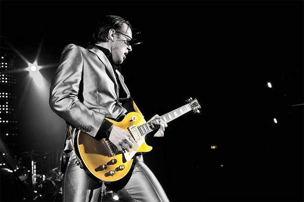 Joe Bonamassa Launches Radio Show