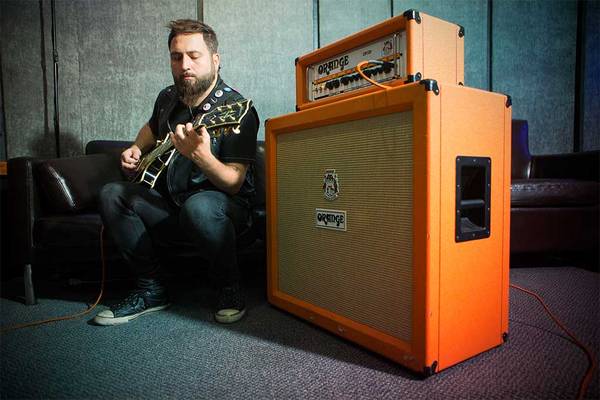 Monte Pittman Performs Video Demos of All Orange Amplifiers