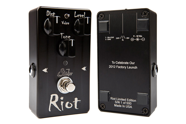 【2in1ペダル】suhr riot + EP booster右側がsuh